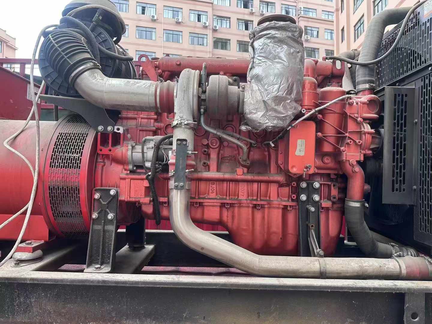 故城如何选择适合 600kW 柴油发电机组的过载保护器？