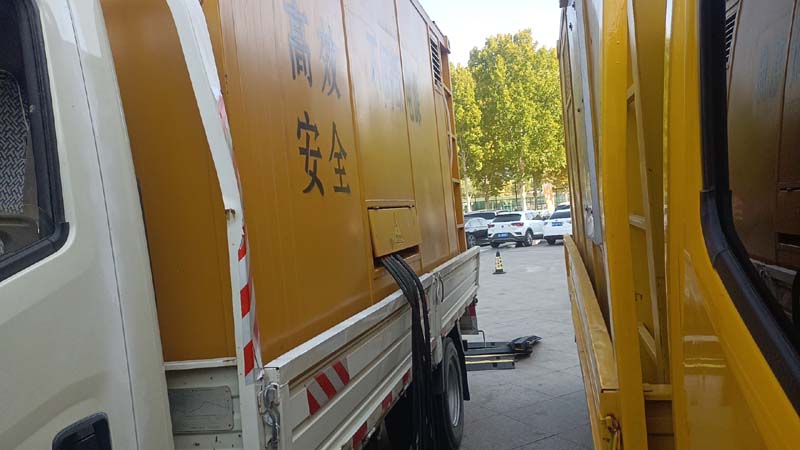 故城如何判断柴油发电机组和UPS电源的切换时间是否符合要求?