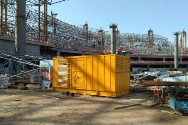 故城发电机出租如何判断空气滤清器是否需要更换？